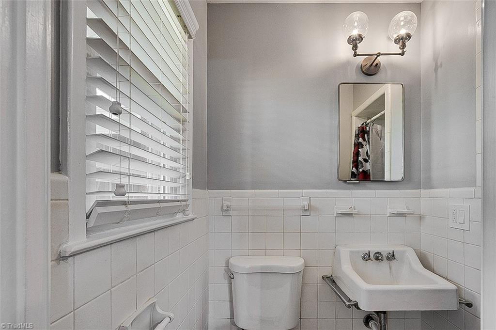 property viewer photo 35