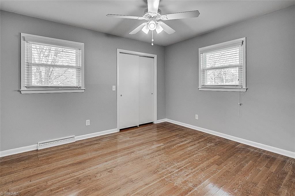 property viewer photo 38