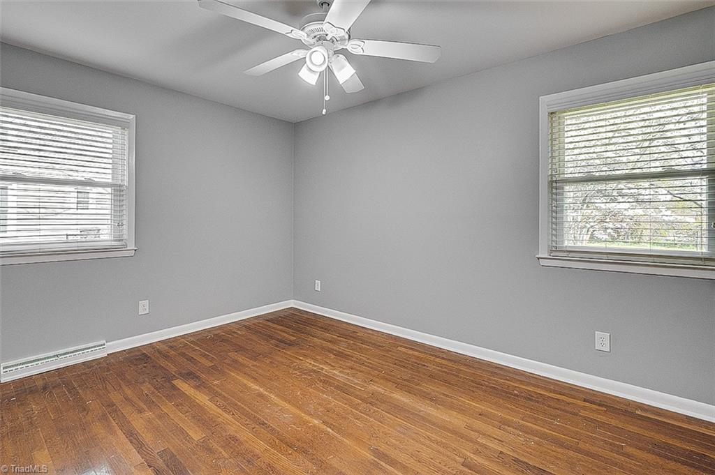 property viewer photo 40