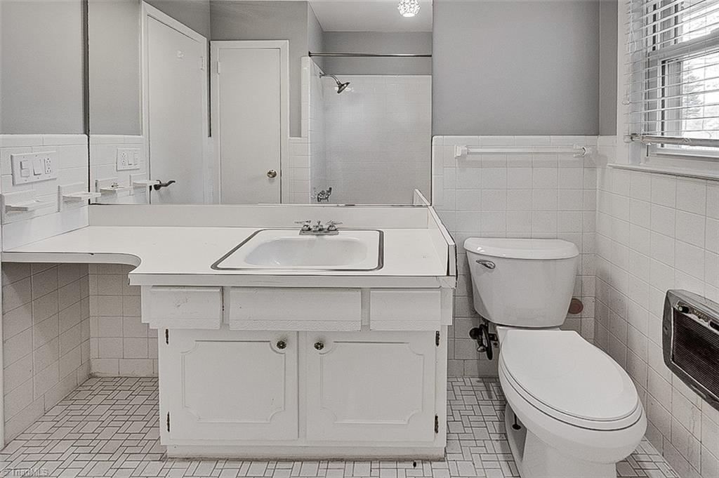property viewer photo 42