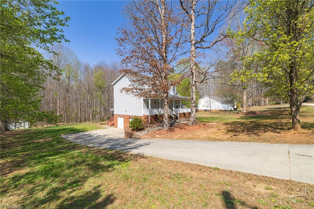 main property photo 4