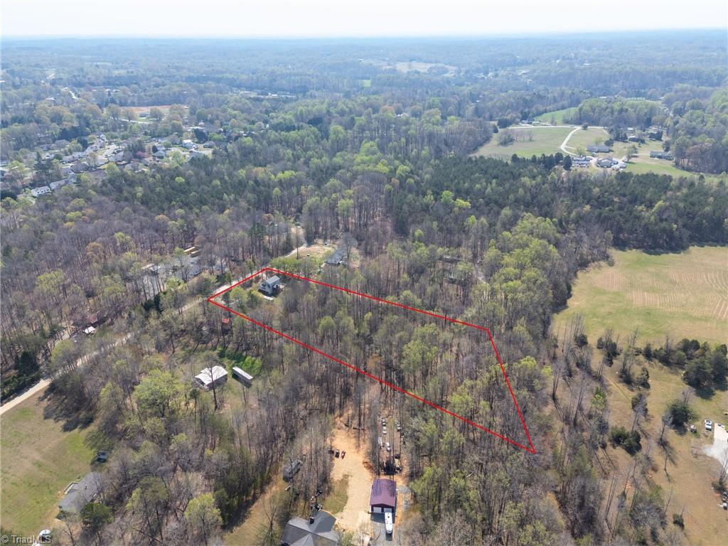 main property photo 41