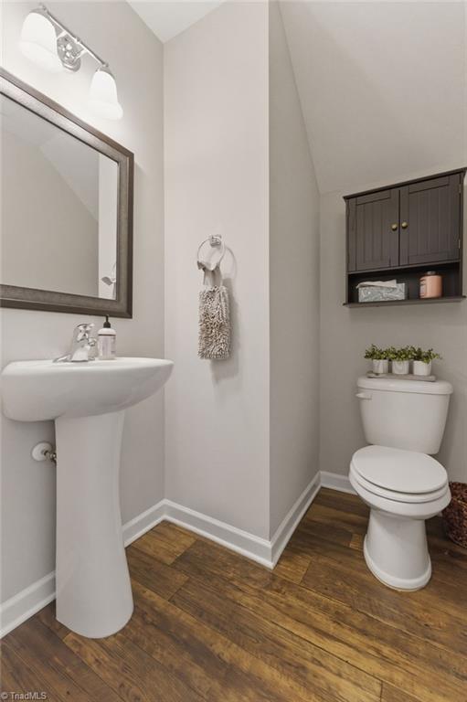 main property photo 23