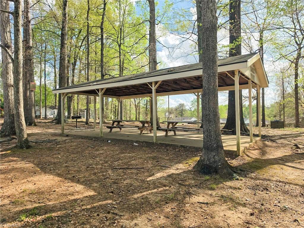 property viewer photo 23