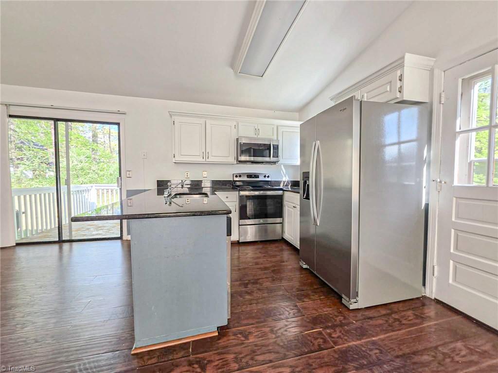property viewer photo 7