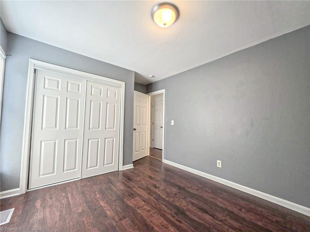 property viewer photo 9
