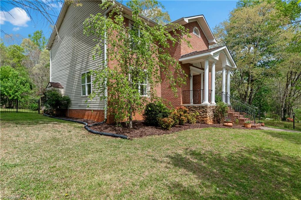 main property photo 39