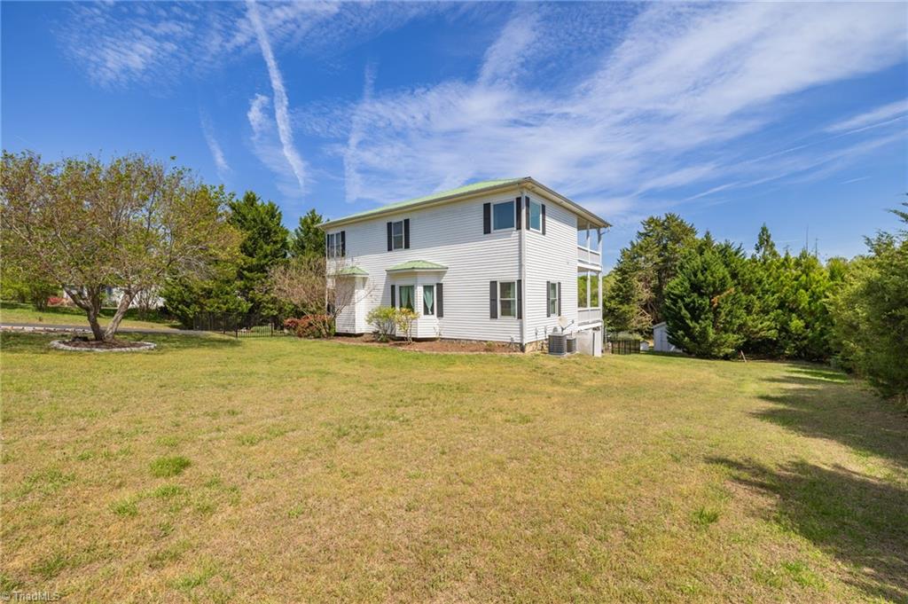 main property photo 41