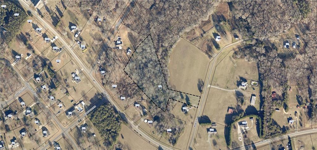 main property photo 13