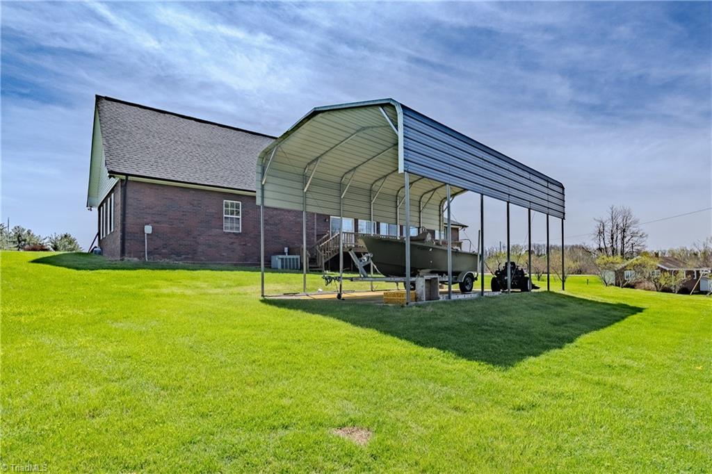 main property photo 42