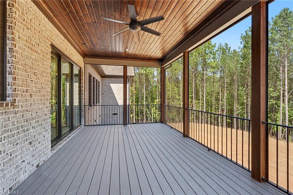 main property photo 39