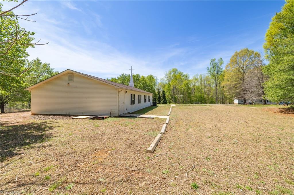 main property photo 24