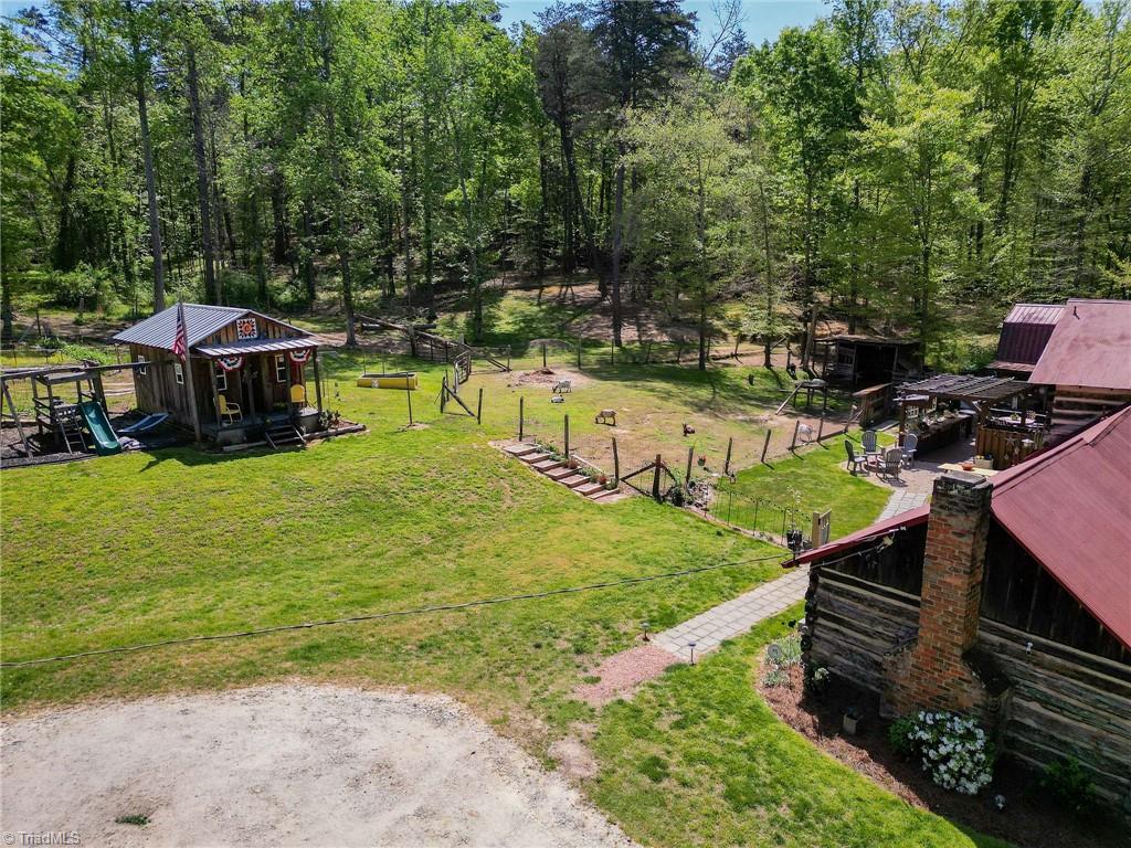 main property photo 26