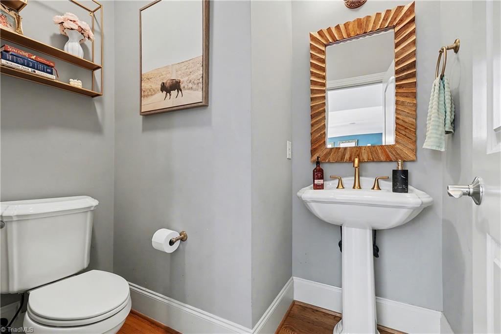 main property photo 26