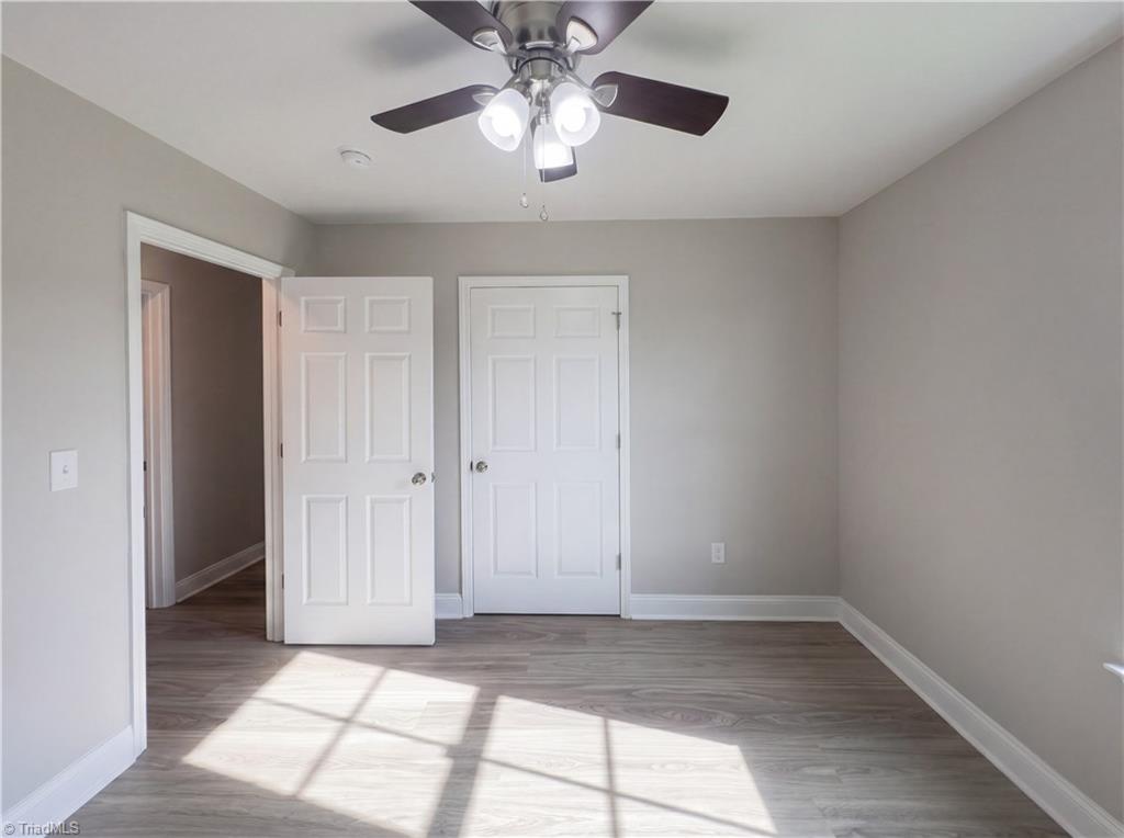 property viewer photo 9