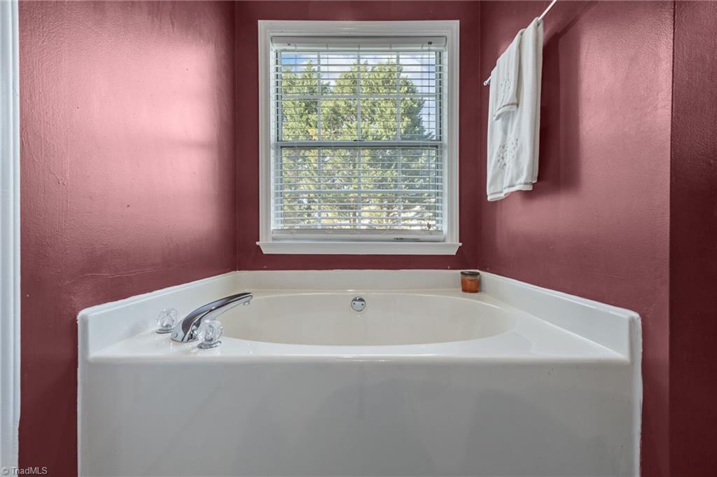 property viewer photo 20