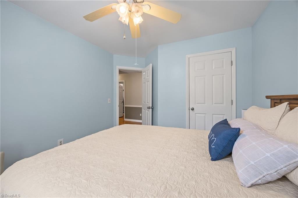 property viewer photo 22