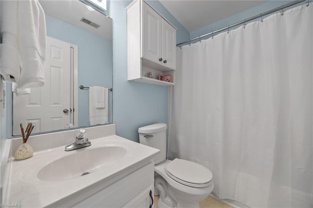 property viewer photo 23