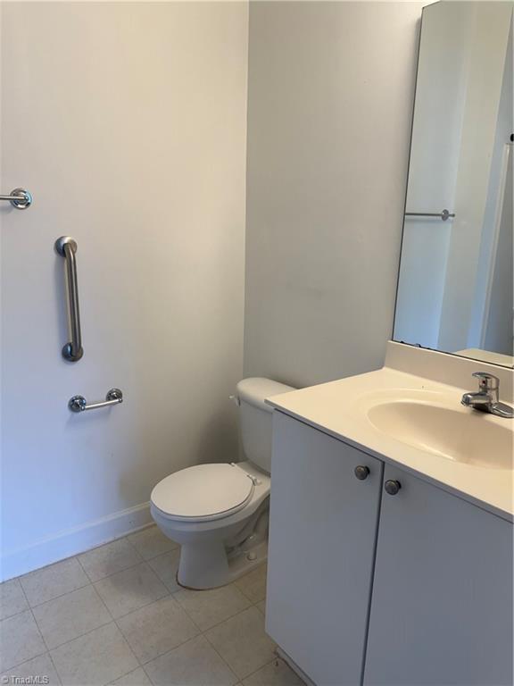 main property photo 32