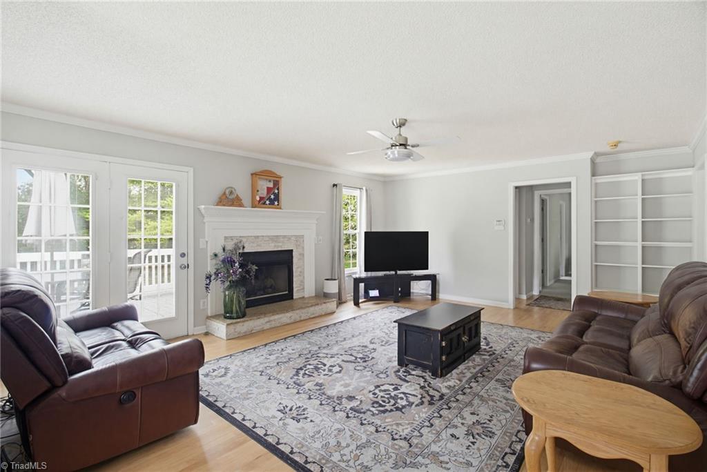 property viewer photo 10