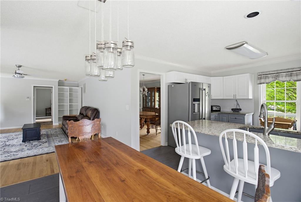 property viewer photo 12