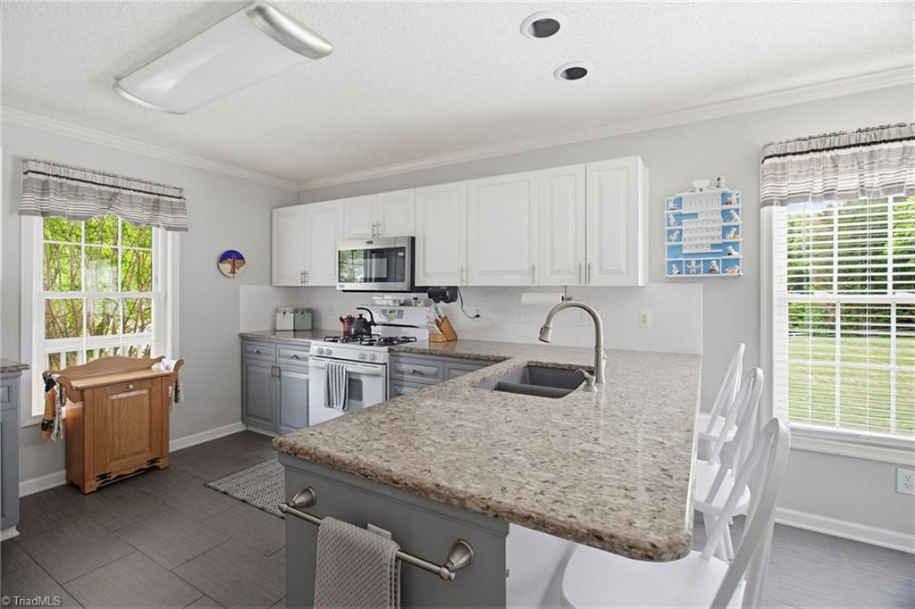 property viewer photo 13