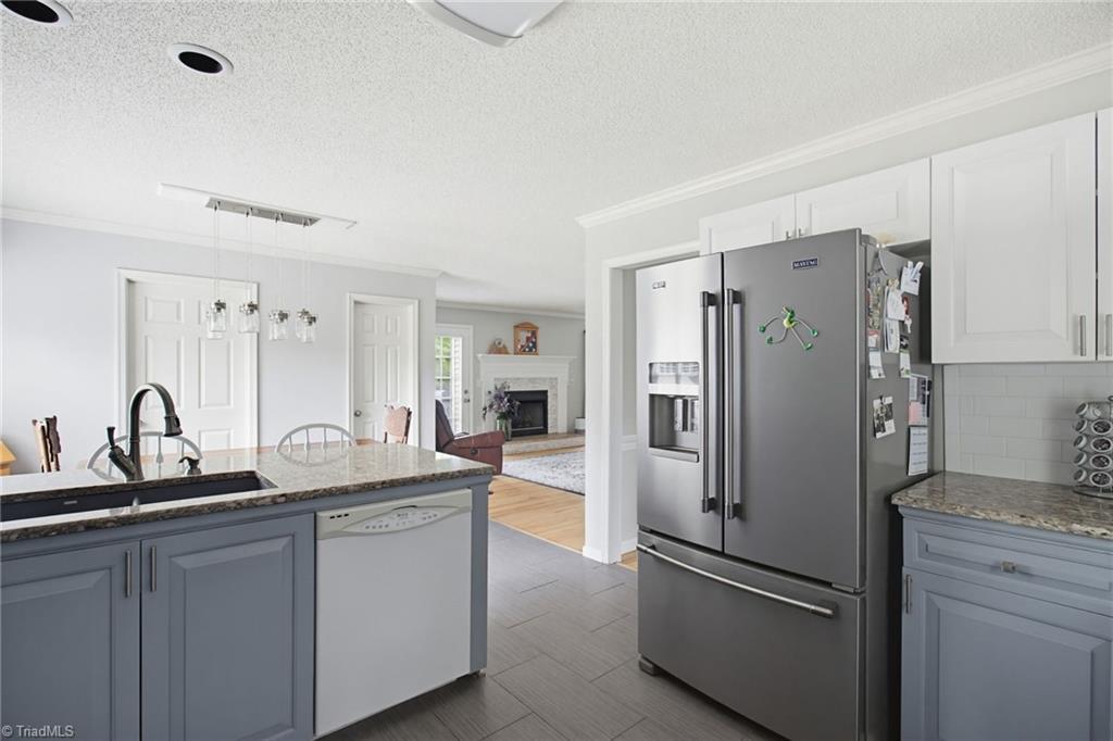 property viewer photo 15