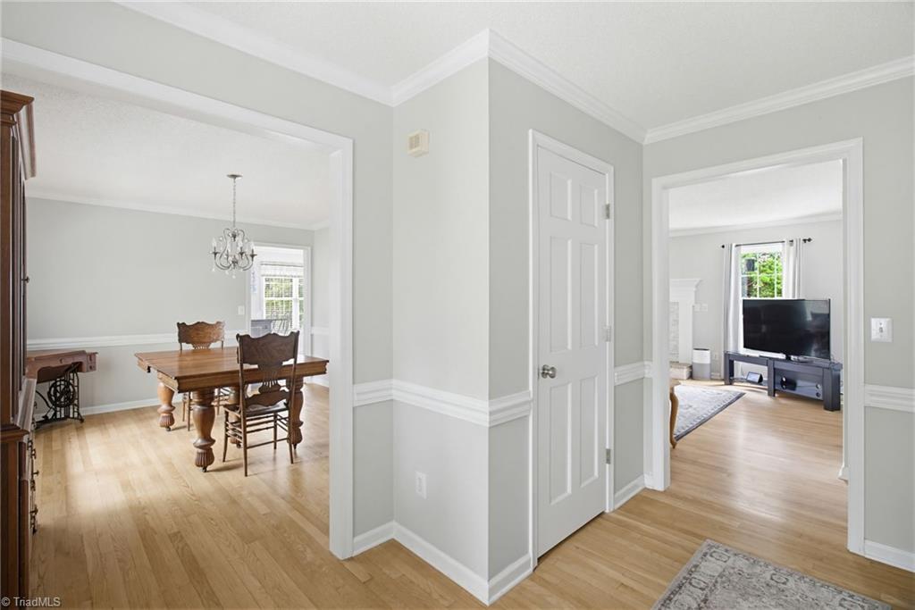 property viewer photo 4