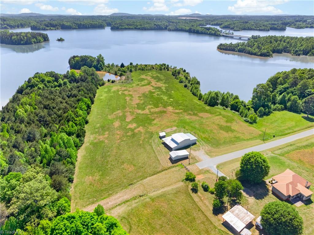 main property photo 37