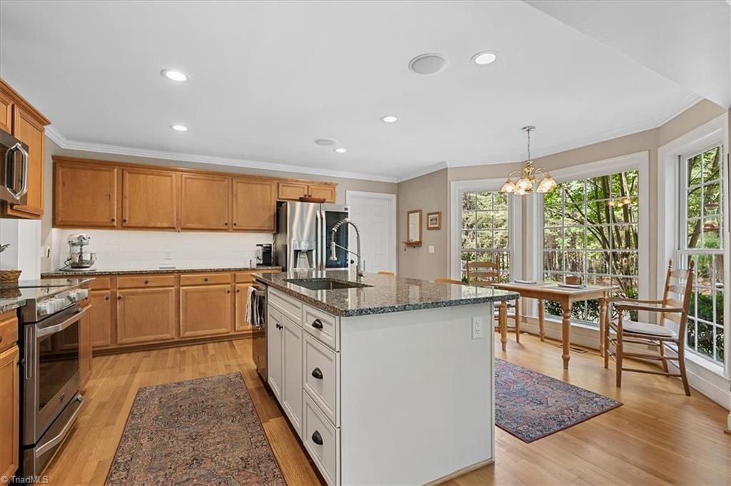 main property photo 17