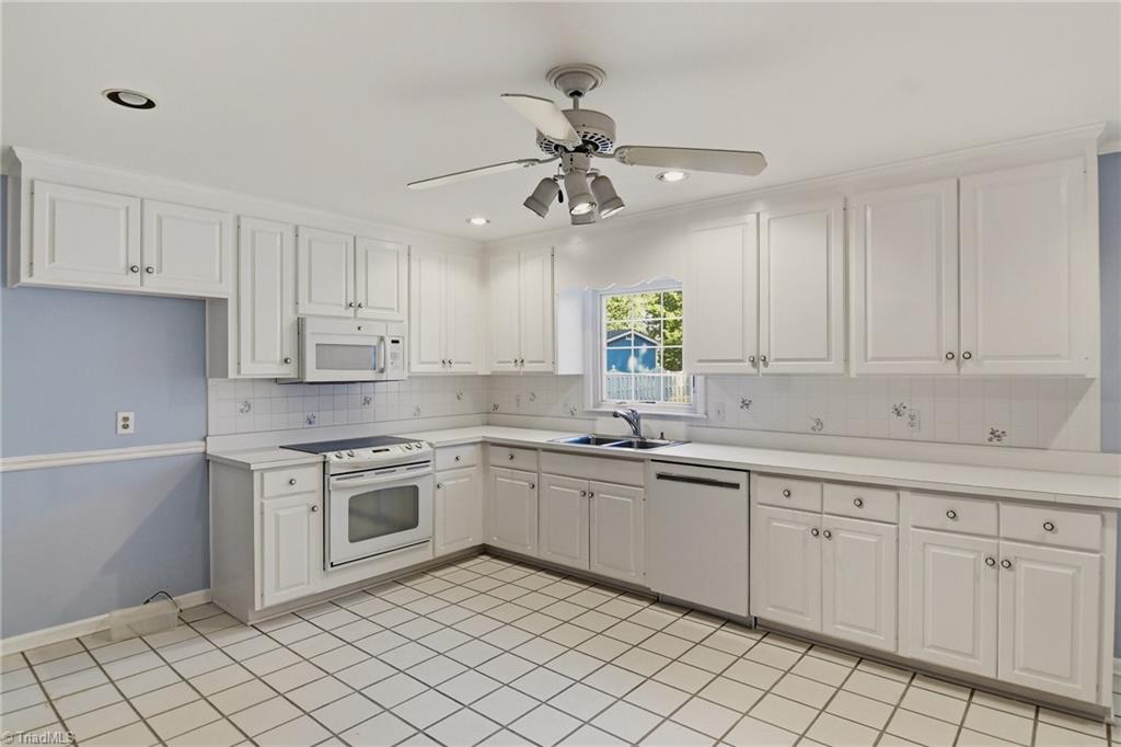 property viewer photo 11
