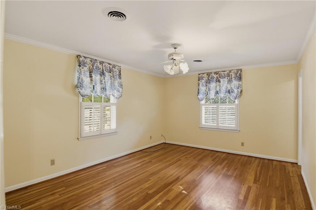 property viewer photo 18