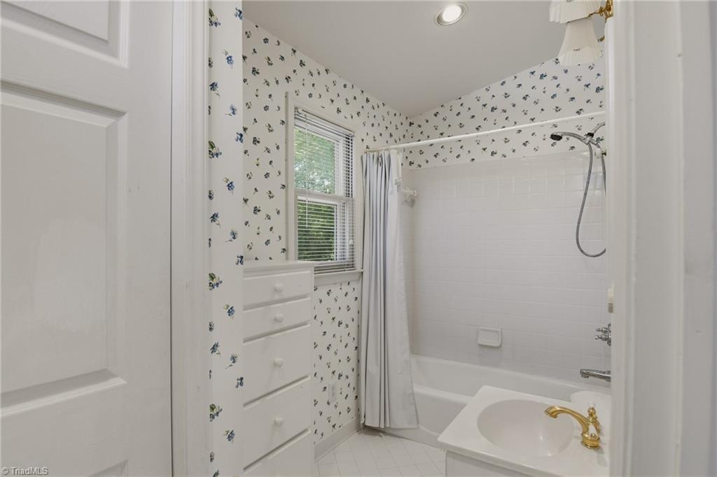 property viewer photo 29