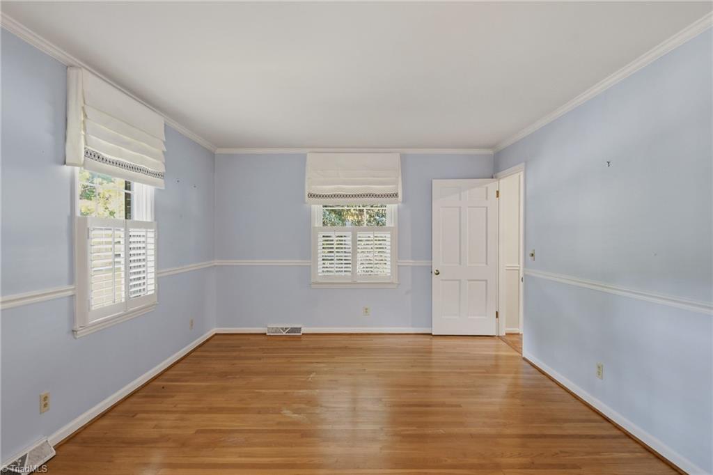 property viewer photo 6