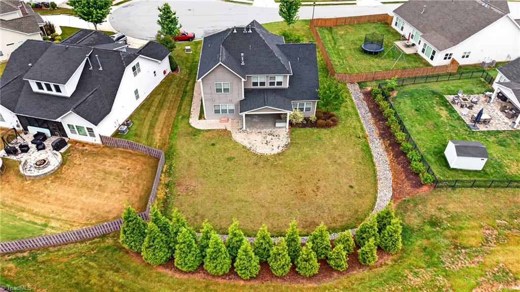 main property photo 39
