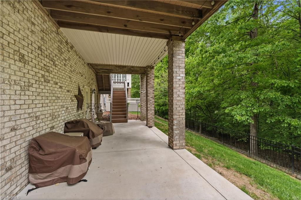 main property photo 48