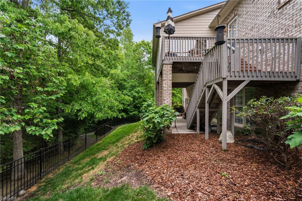 main property photo 49