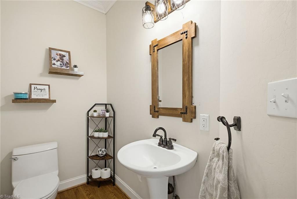 main property photo 18