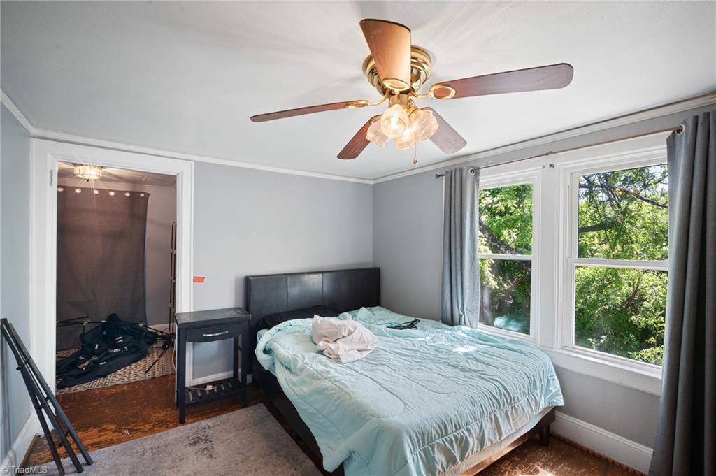 main property photo 40