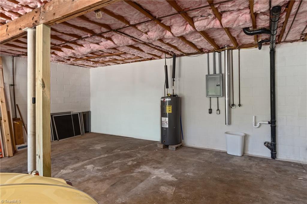 main property photo 45