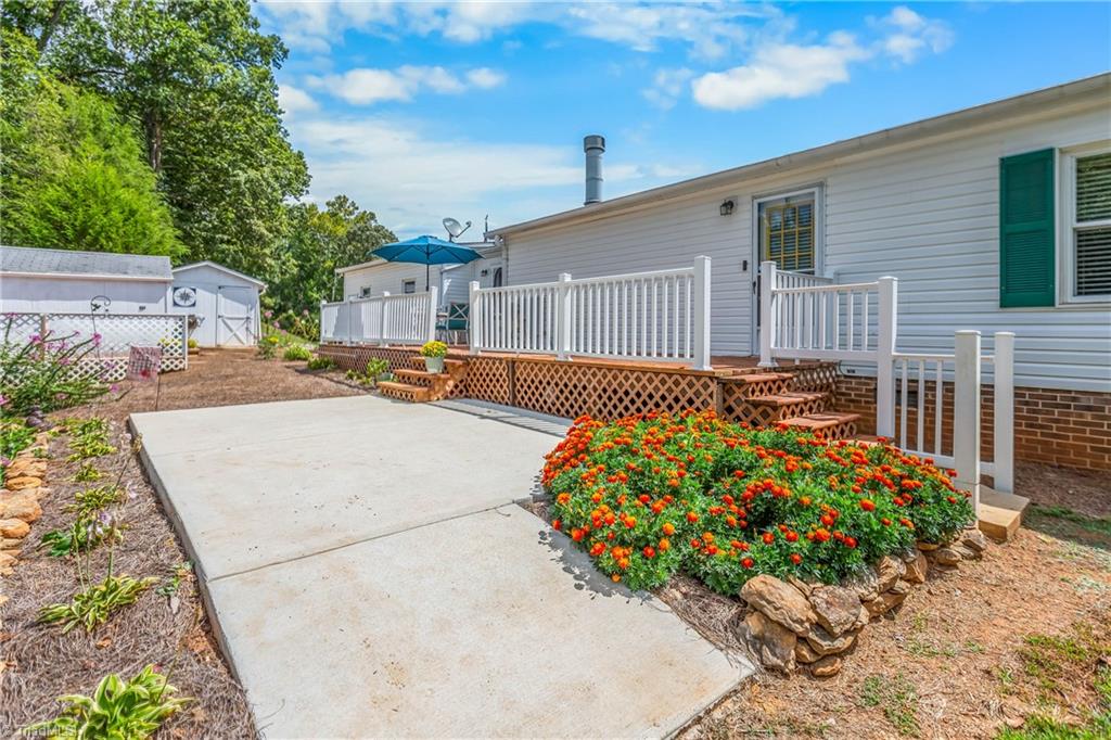 main property photo 33