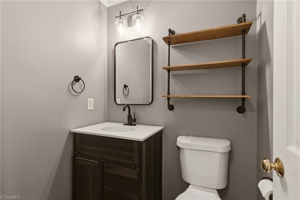 property viewer photo 12