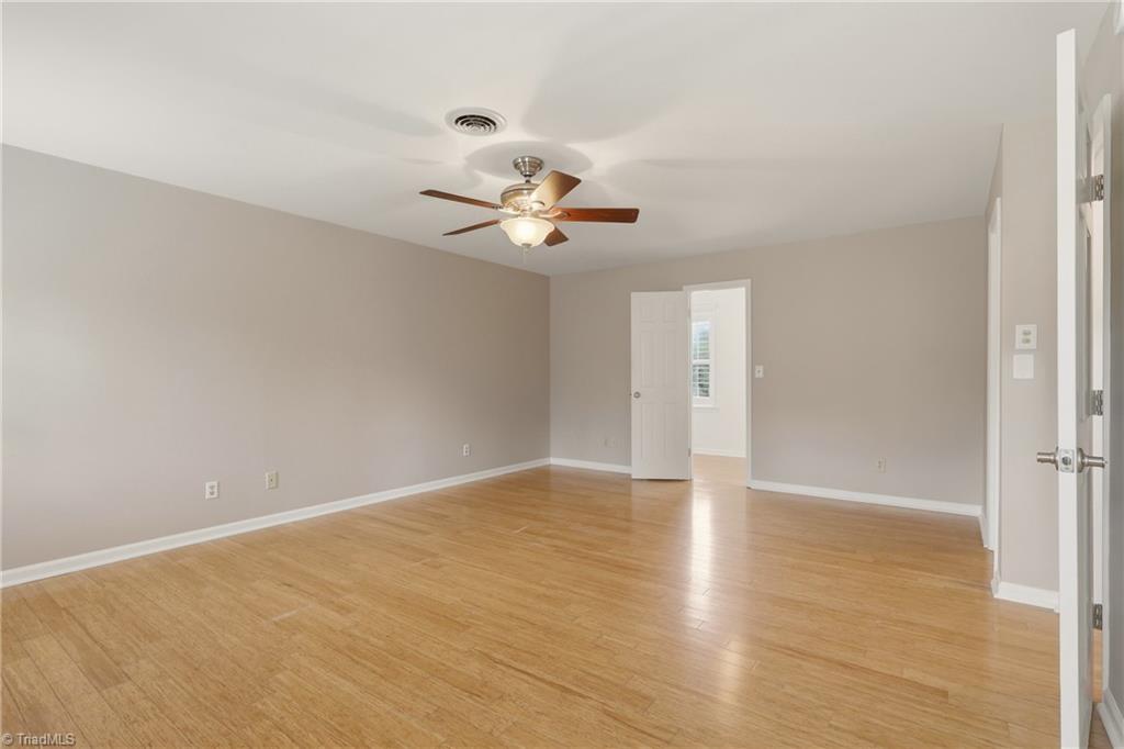 property viewer photo 14