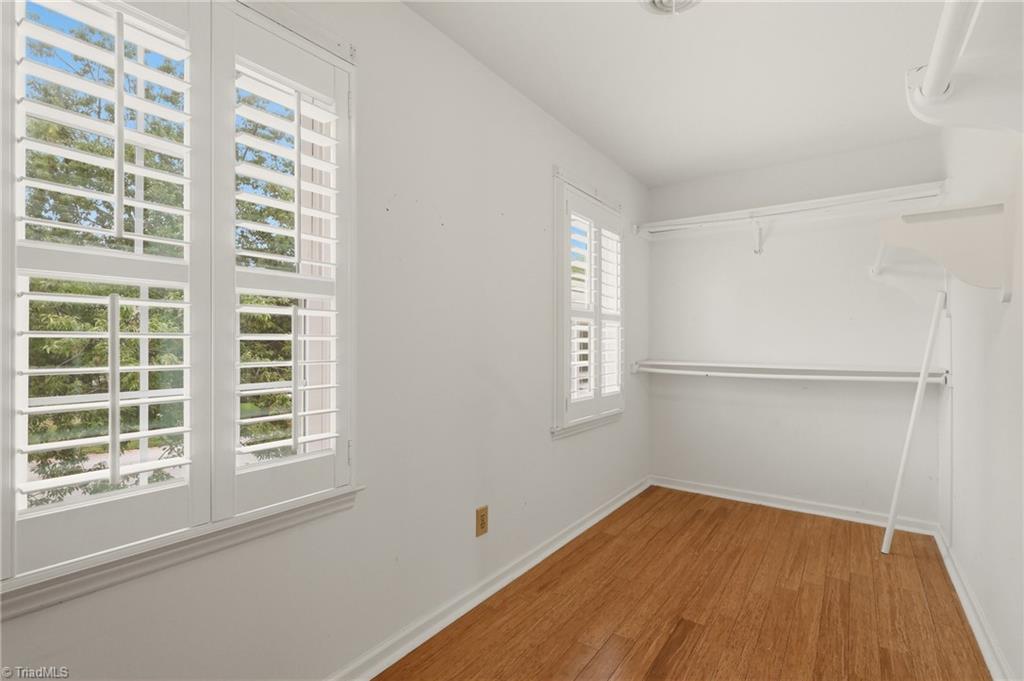 property viewer photo 17