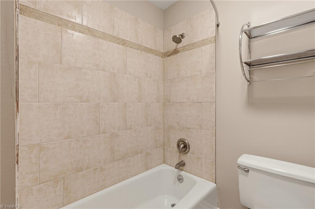 property viewer photo 21