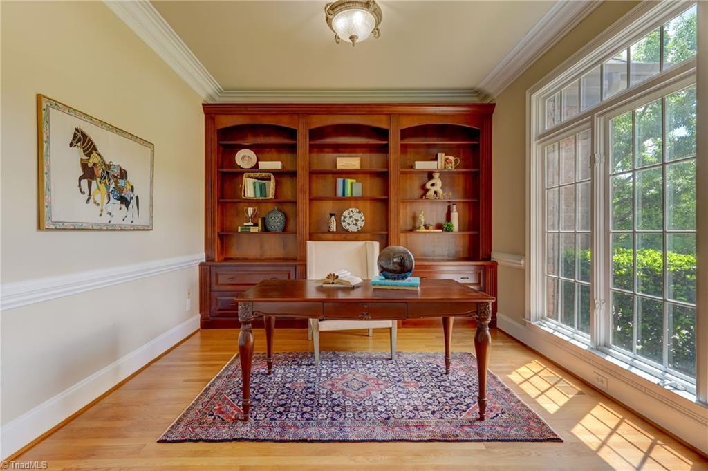main property photo 7