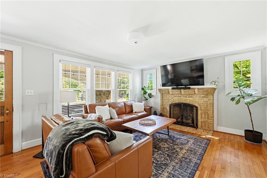 main property photo 4
