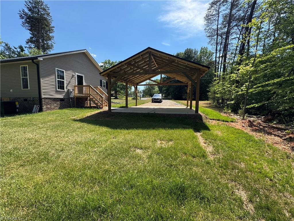 main property photo 11