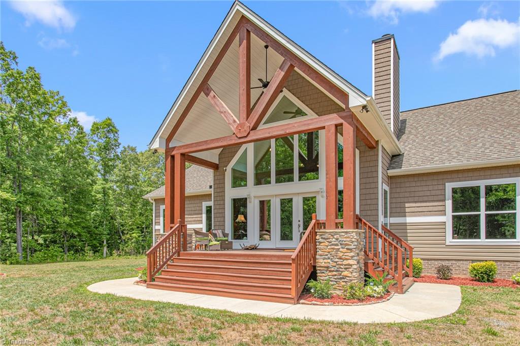 main property photo 3