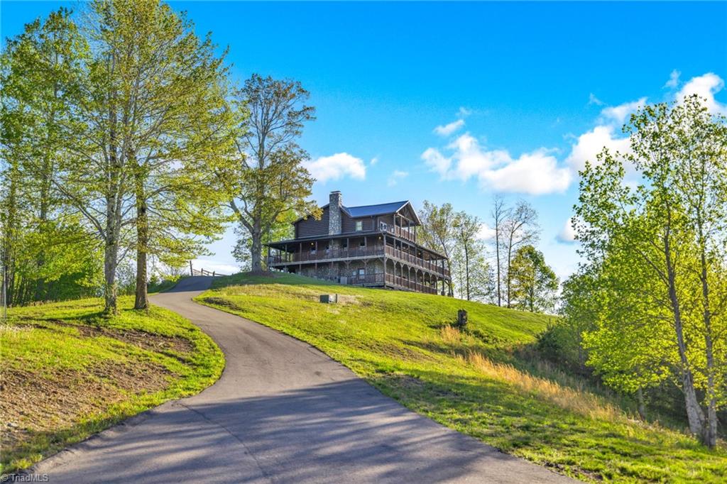 main property photo 6